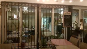 La table d’Adam à Fontvieille