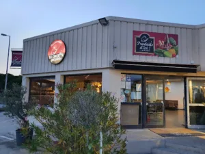 Le Cochon Qui Pêche à Davézieux