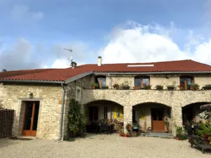 Chez Catharina Oldtimer B&B à Levoncourt