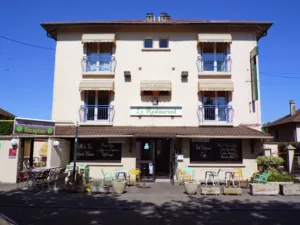 Hotel Les Acacias de Ratabizet à Genas