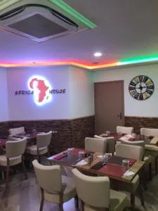 Africa House Restaurant à Les Clayes-sous-Bois