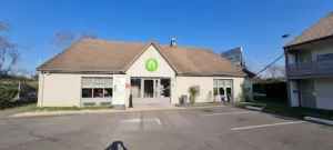 Hôtel Restaurant Campanile Paris Ouest – Gennevilliers Port à Gennevilliers