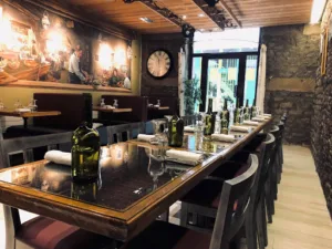 Aux deux pommes de pin à Saint-Étienne