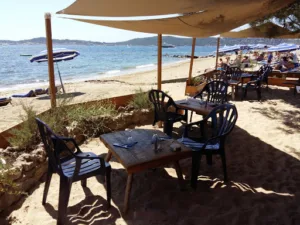 Le Pingouin Bleu à Grimaud