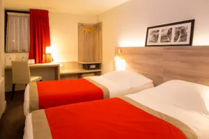 Kyriad Paris Est – Bois de Vincennes à Saint-Maurice