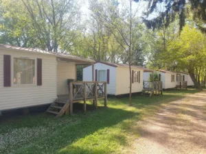 Camping Paradis Bellerive à Montfrin