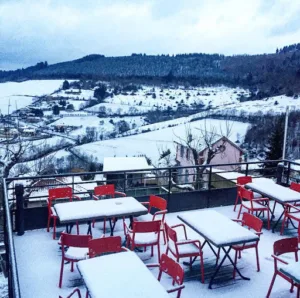 à l’abri du vent à Saint-Marcel-l'Éclairé