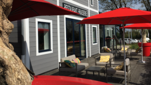 Le Carre Rouge à Laval