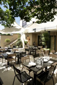 Joséphine à Table à Saint-Amour-Bellevue