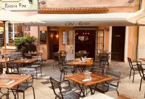 Coté resto Les Olivades à Collobrières