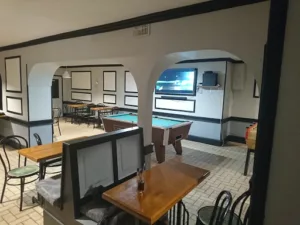 Bar Les Chevaliers à Châteauroux