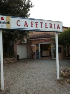 Caféteria des Deux Entrées à Fréjus