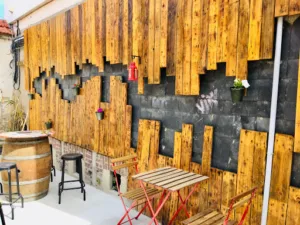 Ô bar à table à Saint-Martin-la-Garenne