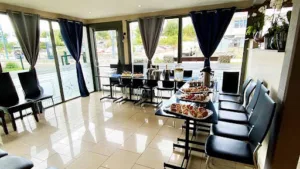 EAT ME I’M FAMOUS à Besançon