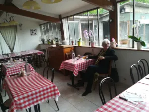 Auberge Le Garage à Saint-Yrieix-sous-Aixe