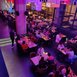 Crazy Hall à Montigny-le-Bretonneux