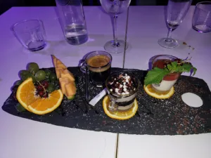 Sam’s Klub (Le Kube) – Restaurant Bandol – Before | Service Tardif à Bandol