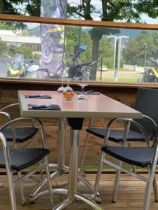 Minute Papillon restaurant à Dardilly