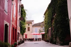 Village & Château Castigno – Wine Hotel Spa & Resort à Assignan