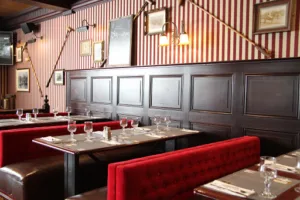 L’Endroit Carré à Lieusaint