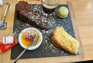 tribe the native food à Boulogne-Billancourt