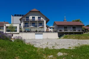 Logis Hôtel Blanc à Marigny-Saint-Marcel