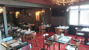 Oncle Scott’s Valenciennes à La Sentinelle