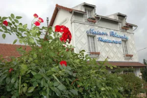 La Maison Blanche Hôtel Restaurant Rungis à Rungis