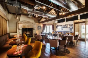 Marina lounge bar & Restaurant à Grimaud