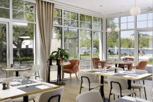 Restaurant Le Sporting 1930 / Tie Break à Bellerive-sur-Allier