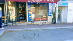 Tabac café FDJ petite Brasserie Pizza sur place et emporté Le Tiparillo à Buc à Buc