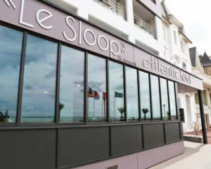Atlantic Hotel & Spa, Restaurant Le Sloop à Les Sables-d'Olonne