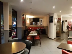 Restaurant l’Eden. à Saint-Ouen-sur-Seine