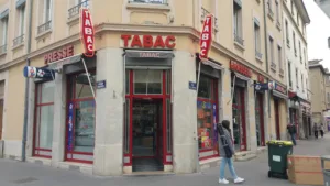 Bar Tabac, Avenue Debourg à Lyon