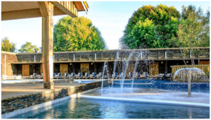 Le Village Western à Hourtin