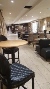 Midi au Château à Sedan