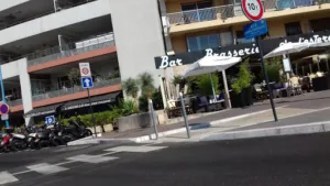 Bar Brasserie de l’esterel à Mandelieu-La Napoule