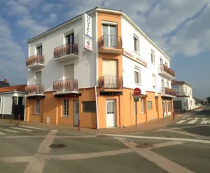 Hotel-Restaurant La Madelon Bar Tabac Presse Pmu Fdj à Le Fenouiller