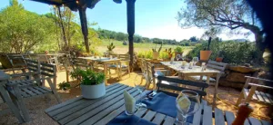 Restaurant parc descordes à Fontvieille