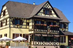 Hôtel-Restaurant A La Couronne à Kilstett