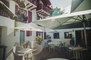 Briketenia à Guéthary