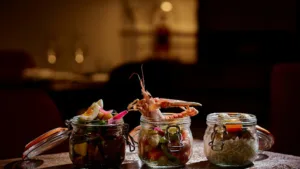 Signé Lecocq à Vannes