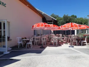 Le Petit Blanc à Saint-Julien