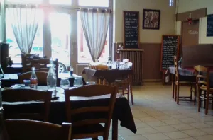 Les Nouveaux Trois Moineaux à Vougy