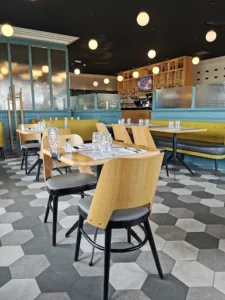 Léon – Châlons en Champagne à Fagnières