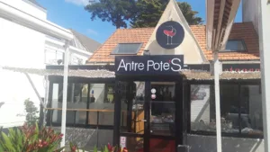 Antre Pote’S à Saint-Nazaire