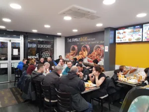 BIM’S Fried Chicken à Persan