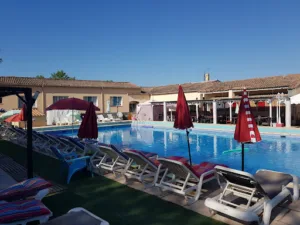 Hôtel Le Soleil à Tourrettes