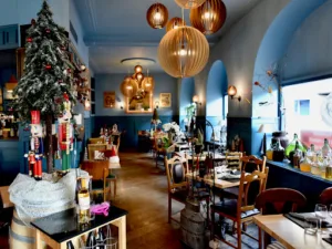 SERVICE A TABLE – VENTE A EMPORTER – LIVRAISON A DOMICILE à Colmar