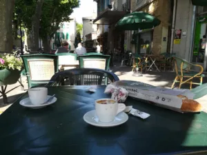 Le National à Grans